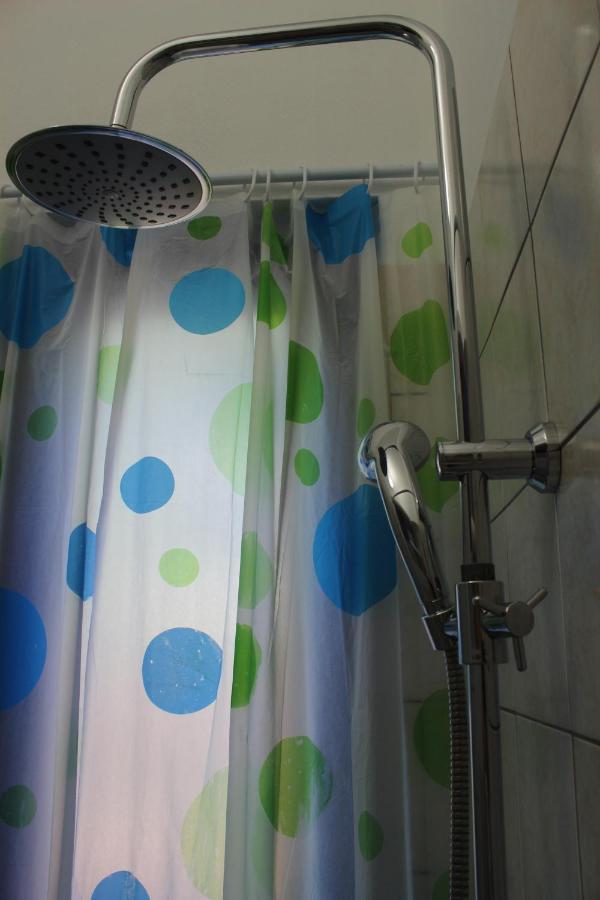 Apartment Mis Floura غييكا المظهر الخارجي الصورة